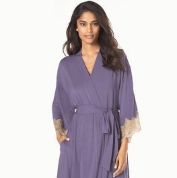 Soma Other - Soma Robe Short L/XL Medallion Lace Cool Nights